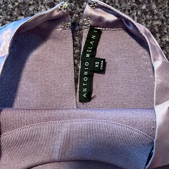 EUC Antonio Melani XS Silk Blend Top - Picture 6 of 8